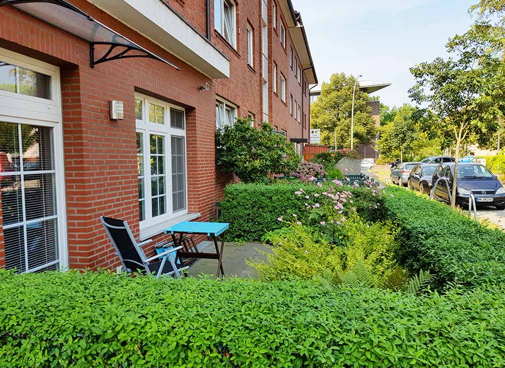 Soltaus Allee 6: Street and terrace apartment 0-4