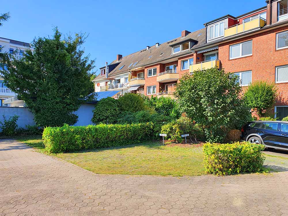 Soltaus Allee 6: Exterior view
